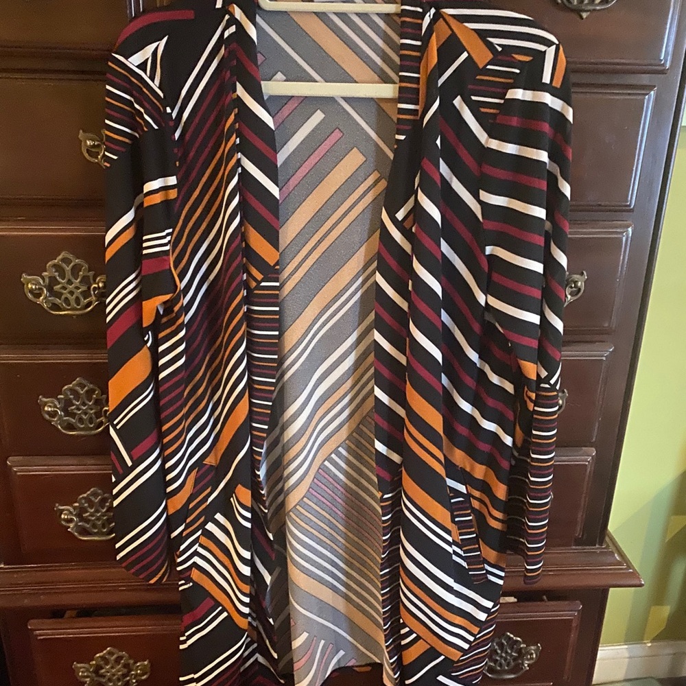 NWOT CHICOS CARDIGAN, size 1 (Medium)